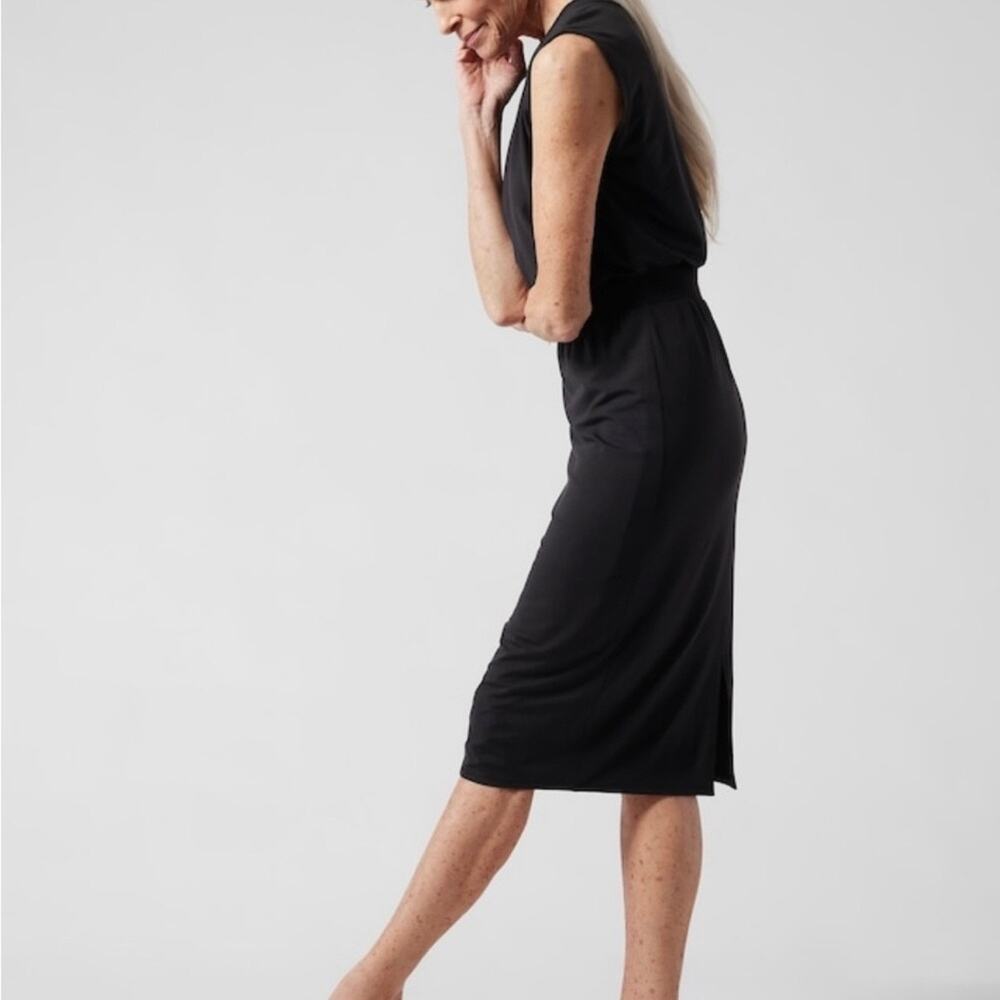Athleta Womens Santorini Cinch Dress Black Midi Athleisure Casual Sporty Size SP - Picture 9 of 9